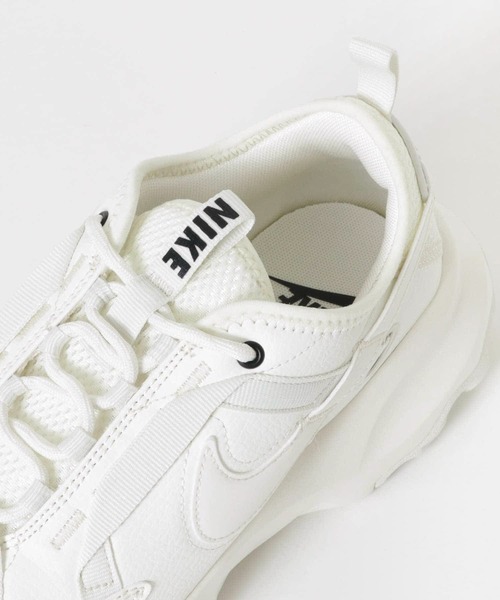URBAN RESEARCH DOORS(アーバンリサーチドアーズ)の「NIKE TC7900(スニーカー・レディース・ホワイト系その他・24.5/24/23.5)」の8枚目の写真