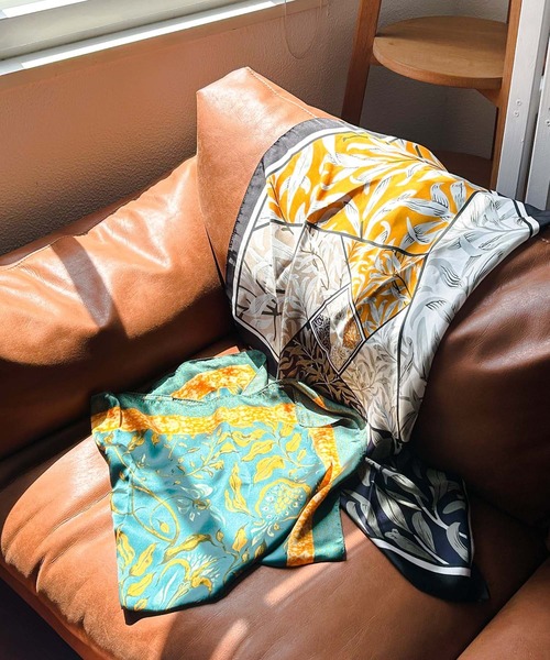 SMELLY（スメリー）の「アソートプリントスカーフ（バンダナ/スカーフ・レディース・ブラック系その他/グリーン系その他・-）」の20枚目の写真