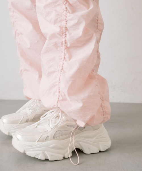 OLIVE des OLIVE(オリーブデオリーブ)の「サイドギャザーリボンパンツ(その他パンツ・レディース・ベージュ/ピンク/ブラック/オフホワイト・FREE)」の17枚目の写真