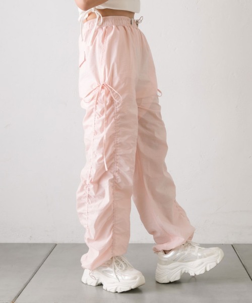 OLIVE des OLIVE(オリーブデオリーブ)の「サイドギャザーリボンパンツ(その他パンツ・レディース・ベージュ/ピンク/ブラック/オフホワイト・FREE)」の7枚目の写真