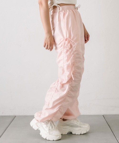 OLIVE des OLIVE(オリーブデオリーブ)の「サイドギャザーリボンパンツ(その他パンツ・レディース・ベージュ/ピンク/ブラック/オフホワイト・FREE)」の6枚目の写真