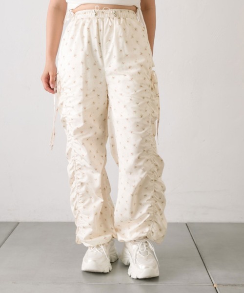 OLIVE des OLIVE(オリーブデオリーブ)の「サイドギャザーリボンパンツ(その他パンツ・レディース・ベージュ/ピンク/ブラック/オフホワイト・FREE)」の11枚目の写真