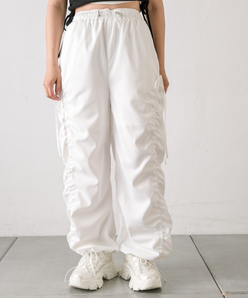 OLIVE des OLIVE(オリーブデオリーブ)の「サイドギャザーリボンパンツ(その他パンツ・レディース・ベージュ/ピンク/ブラック/オフホワイト・FREE)」の15枚目の写真