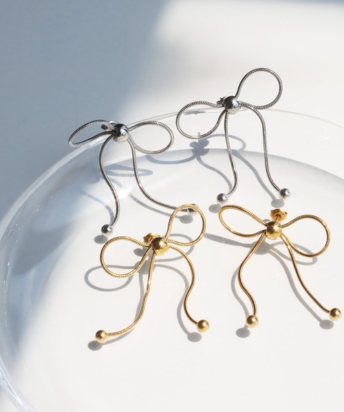 abaskdesign(アバスクデザイン)の「金属アレルギー対応 リボンピアス(ピアス(両耳用)・レディース・ゴールド/シルバー・FREE)」の3枚目の写真