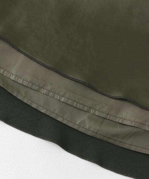 SENSE OF PLACE by URBAN RESEARCH（センスオブプレイスバイアーバンリサーチ）の「『WEB/一部店舗限定サイズ』ナローサテンスカート（スカート・レディース・チャコールグレー/カーキ/アイボリー/ライトピンク/ブラック/ブラウン・MEDIUM/SMALL/TALL）」の9枚目の写真