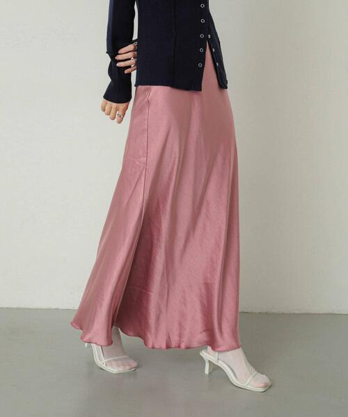 SENSE OF PLACE by URBAN RESEARCH（センスオブプレイスバイアーバンリサーチ）の「『WEB/一部店舗限定サイズ』ナローサテンスカート（スカート・レディース・チャコールグレー/カーキ/アイボリー/ライトピンク/ブラック/ブラウン・MEDIUM/SMALL/TALL）」の21枚目の写真