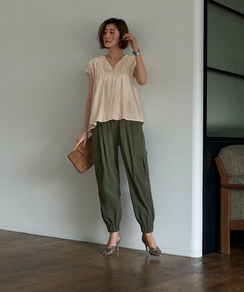 STYLE DELI（スタイルデリ）の「バックリボンシャーリングブラウス（シャツ/ブラウス・レディース・ブルー系その他/ホワイト系その他・FREE）」の7枚目の写真