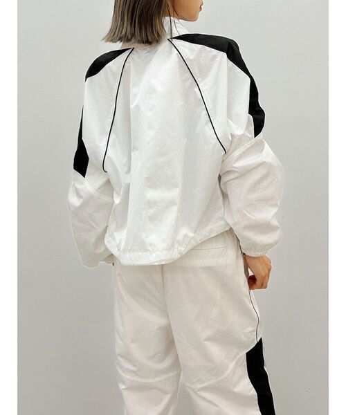 GYDA（ジェイダ）の「【WEB限定】【TINY低身長さん向け】Symmetry GYDAラインショートトラックジャケット（ブルゾン・レディース・ブラック/オフホワイト・FREE）」の15枚目の写真