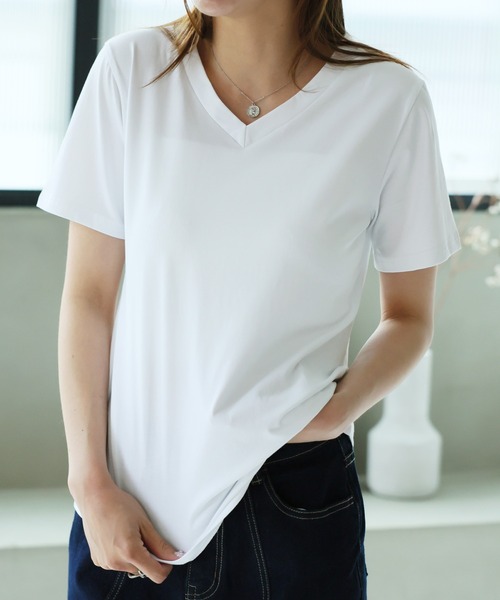 Girly Doll（ガーリードール）の「ベーシックVネックTシャツ（Tシャツ/カットソー・レディース・ブラック/ホワイト/グレー/ピンク/ベージュ・L/M）」の6枚目の写真