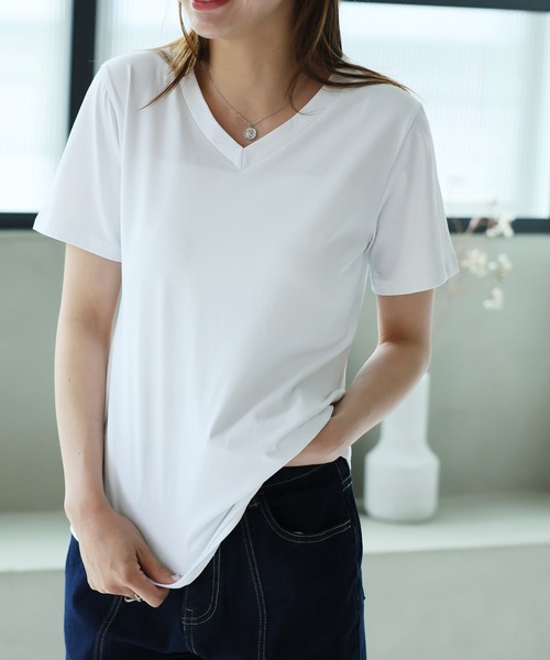 Girly Doll（ガーリードール）の「ベーシックVネックTシャツ（Tシャツ/カットソー・レディース・ブラック/ホワイト/グレー/ピンク/ベージュ・L/M）」の18枚目の写真