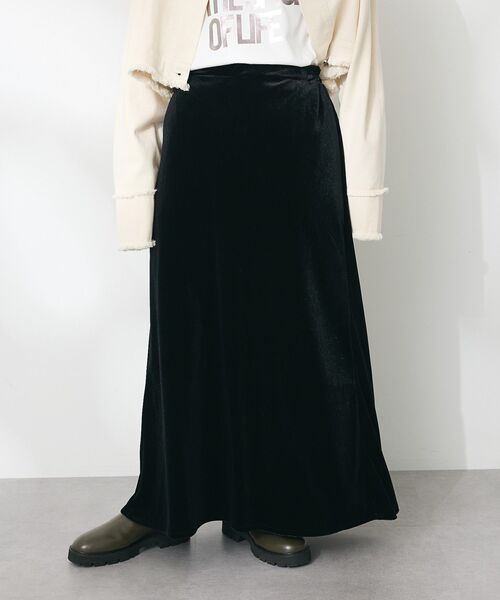 CRAFT STANDARD BOUTIQUE（クラフトスタンダードブティック）の「ベロアマーメイドスカート（スカート・レディース・ボルドー/ブラック・M/L）」の4枚目の写真