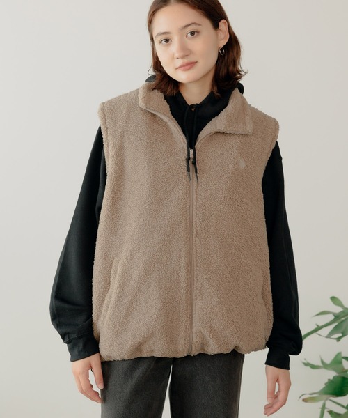 U.S. POLO ASSN.（ユーエスポロアッスン）の「U.S. POLO ASSN./ユーエスポロアッスン スタンドカラーベスト（ベスト・メンズ・ベージュ/ダークブルー/ダークオレンジ/ブラック・M/L/LL）」の7枚目の写真