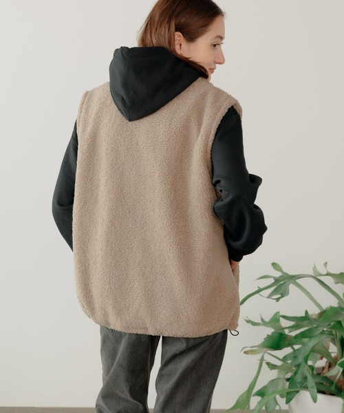 U.S. POLO ASSN.（ユーエスポロアッスン）の「U.S. POLO ASSN./ユーエスポロアッスン スタンドカラーベスト（ベスト・メンズ・ベージュ/ダークブルー/ダークオレンジ/ブラック・M/L/LL）」の9枚目の写真