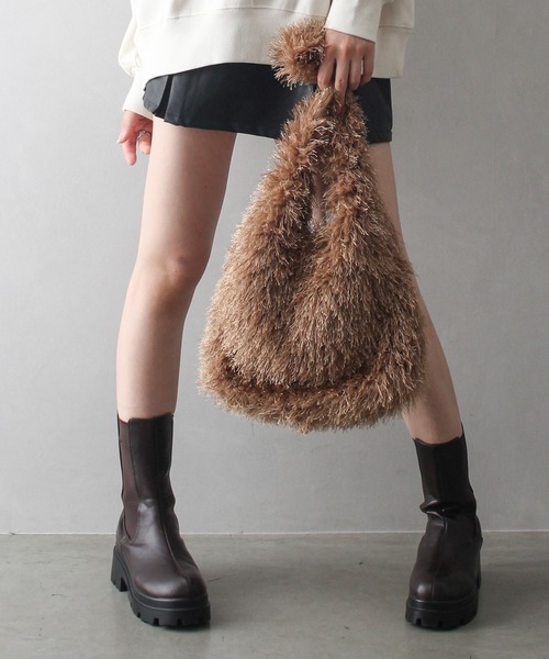 SpRay（スプレイ）の「フェザートートバッグ（トートバッグ・レディース・ベージュ/アイボリー/ブラック・FREE）」の3枚目の写真