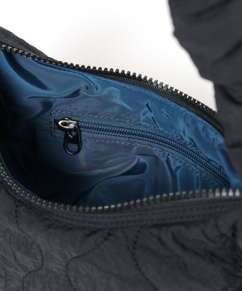 niko and...（ニコアンド）の「オリジナルお財布月型ショルダーバッグ（ショルダーバッグ・レディース・レッド/ブラック/シルバー・0）」の20枚目の写真