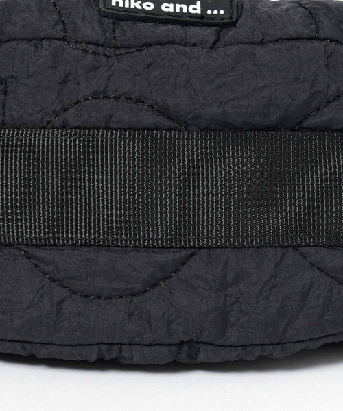 niko and...（ニコアンド）の「オリジナルお財布月型ショルダーバッグ（ショルダーバッグ・レディース・レッド/ブラック/シルバー・0）」の22枚目の写真