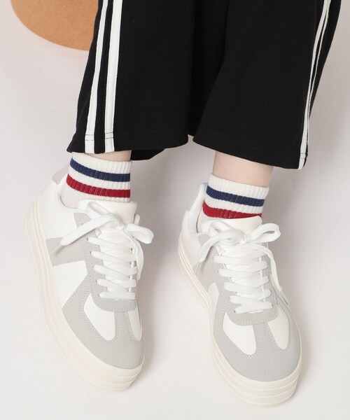 cs T&P（シーエスティーアンドピー）の「ローカットスニーカー（スニーカー・レディース・ホワイト/キャメル/ベージュ/ブラック・S/M/L/LL）」の21枚目の写真