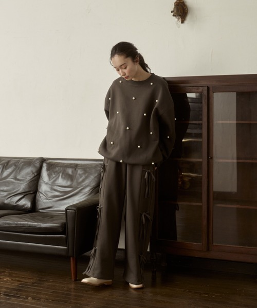 moi tytto(モイテュット)の「パールルーズスウェット(スウェット・レディース・ナチュラル/チャコールグレー/ブラウン・FREE)」の21枚目の写真