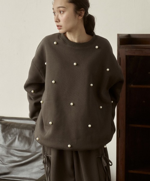 moi tytto(モイテュット)の「パールルーズスウェット(スウェット・レディース・ナチュラル/チャコールグレー/ブラウン・FREE)」の19枚目の写真