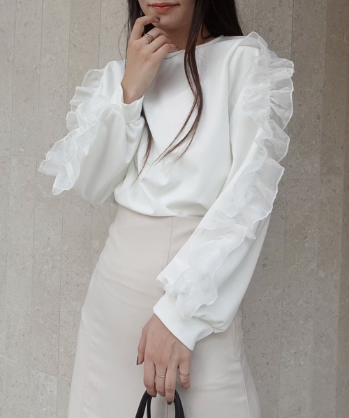 CORNERS(コーナーズ)の「袖オーガンジーフリルプルオーバー(Tシャツ/カットソー・レディース・ブラック/ホワイト・M)」の11枚目の写真