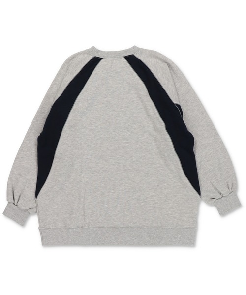 SPINNS（スピンズ）の「POETICロゴ パイピング切替ユニフォームデザインスウェット（スウェット・レディース・ブラック/杢グレー/ネイビー/ピンク・ONESIZE）」の13枚目の写真