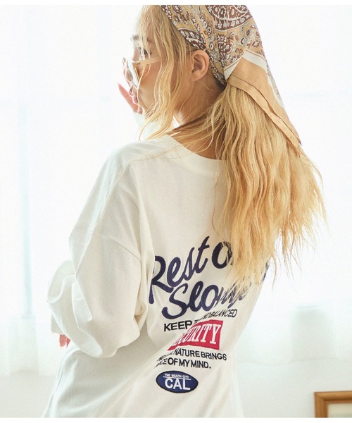 anap mimpi（アナップミンピ）の「メッセージ刺繍 ラウンドヘム 長袖 ビッグ ロンT（Tシャツ/カットソー・レディース・ワイン/ブラック/オフホワイト・FREE）」の8枚目の写真