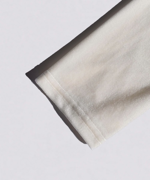 kiehtova（キエトヴァ）の「【kiehtova】VELOR TOPS/ベロア トップス（Tシャツ/カットソー・レディース・オフホワイト/ピンク/バーガンディー/ブラック/グレー・FREE）」の7枚目の写真