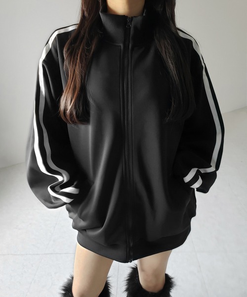 me+em select(ミームセレクト)の「【 無地/配色を選べる2color 】サイドラインオーバーサイズトラックジャケット / sideline oversize track jacket ※※(ブルゾン・レディース・ブラック系2/ブラック系1・FREE)」の10枚目の写真