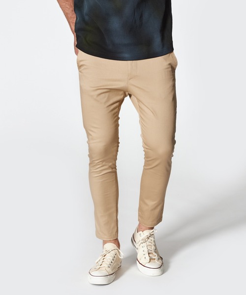 ACANTHUS(アカンサス)の「ACANTHUS:Easy Tight Pants(スラックス・メンズ・ベージュ/ブラック/チャコールグレー・S/M/L/XL)」の3枚目の写真