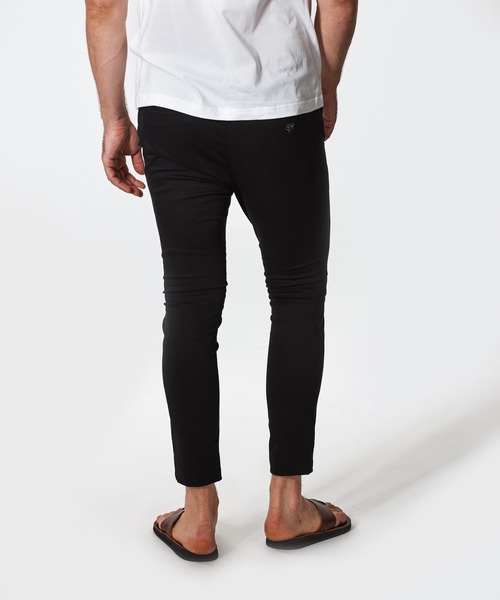 ACANTHUS(アカンサス)の「ACANTHUS:Easy Tight Pants(スラックス・メンズ・ベージュ/ブラック/チャコールグレー・S/M/L/XL)」の9枚目の写真
