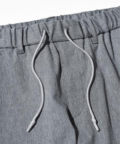ACANTHUS(アカンサス)の「ACANTHUS:Easy Tight Pants(スラックス・メンズ・ベージュ/ブラック/チャコールグレー・S/M/L/XL)」の17枚目の写真
