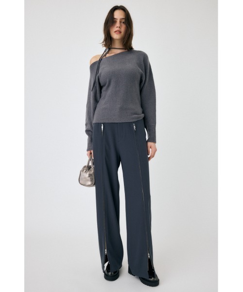 MOUSSY(マウジー)の「ONE SHOULDER セーター(ニット/セーター・レディース・アイボリー/チャコールグレー/レッド・FREE)」の5枚目の写真