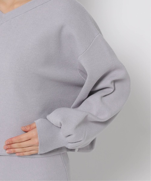mysty woman（ミスティウーマン）の「袖ボリュームニット　252078（ニット/セーター・レディース・グレイッシュベージュ/ブラック/ライトグレー・FREE）」の9枚目の写真