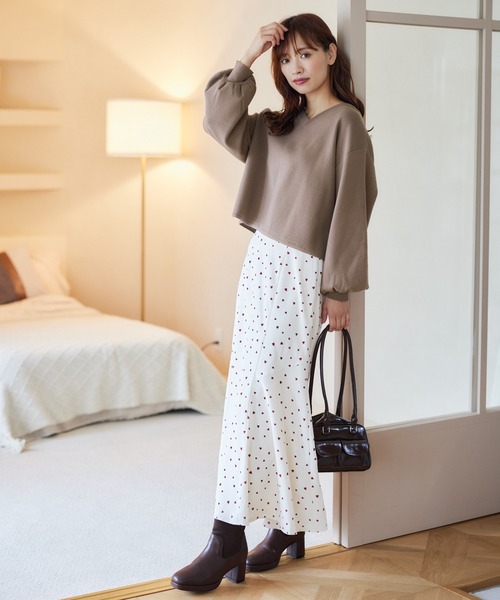 mysty woman（ミスティウーマン）の「袖ボリュームニット　252078（ニット/セーター・レディース・グレイッシュベージュ/ブラック/ライトグレー・FREE）」の19枚目の写真