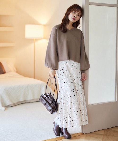 mysty woman（ミスティウーマン）の「袖ボリュームニット　252078（ニット/セーター・レディース・グレイッシュベージュ/ブラック/ライトグレー・FREE）」の18枚目の写真