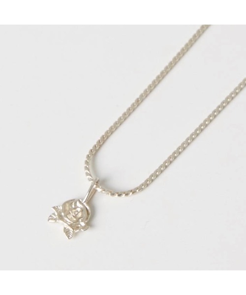 NUAVO(ヌアボ)の「White rose snake P(ネックレス・レディース・シルバー・FREE)」の10枚目の写真