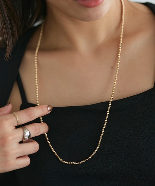 Pierrot（ピエロ）の「ブラスビーズミドルネックレス（ネックレス・レディース・シルバー/ゴールド・FREE）」の2枚目の写真