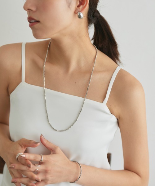 Pierrot（ピエロ）の「ブラスビーズミドルネックレス（ネックレス・レディース・シルバー/ゴールド・FREE）」の7枚目の写真