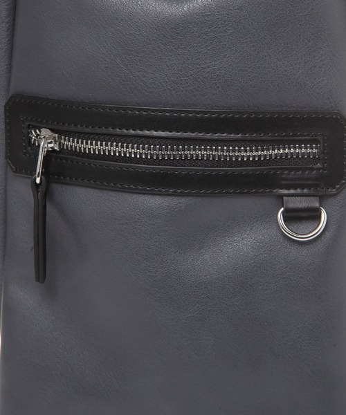 LAKOLE（ラコレ）の「ZIP縦長ボディバッグ / 253059（ボディバッグ/ウエストポーチ・メンズ・ブラック/ネイビー/グレー・FREE）」の13枚目の写真