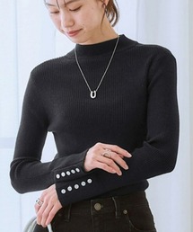 【しっとりもちもち素材】袖口ボタンハイネックニット