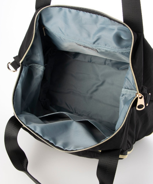 cache cache(カシュ カシュ)の「カシュカシュ cachecache / ポータブルシワナイロンボストンバッグ(ボストンバッグ・レディース・ブラック/グレー・FREE)」の6枚目の写真