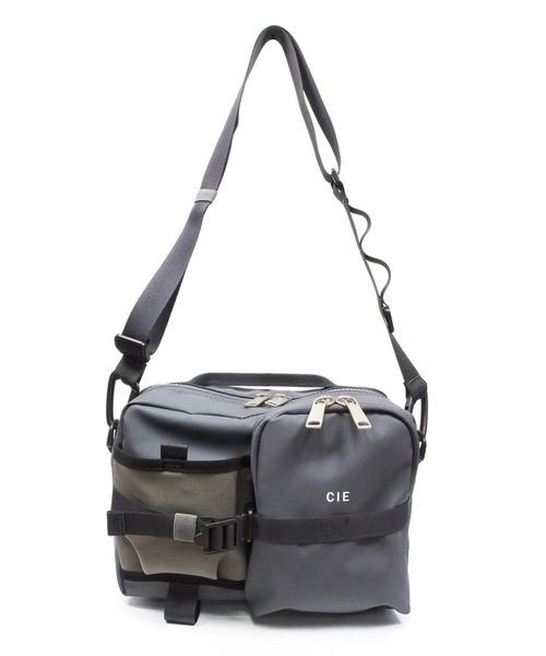 CIE(シー)の「【CIE】GRID3 SHOULDER BAG -05 32065(ショルダーバッグ・メンズ・ブラック/オリーブ/ネイビー/ライトグレー・FREE)」の1枚目の写真