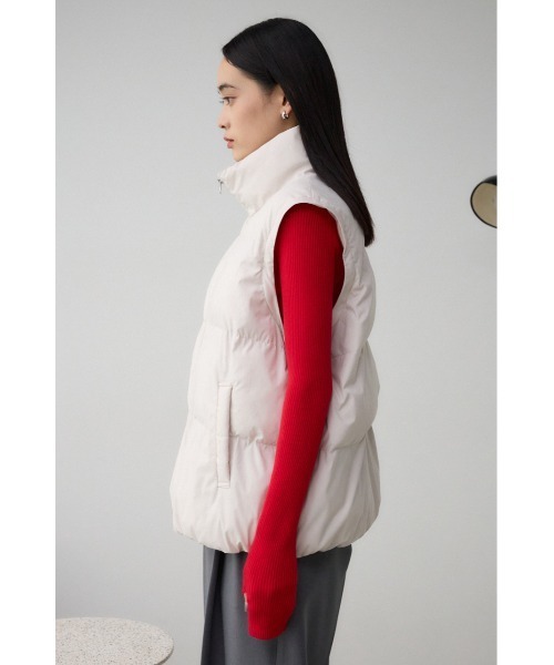 AZUL by moussy(アズールバイマウジー)の「2WAY中綿スタンドコート(ダウンジャケット/コート・レディース・アイボリー/ブラック・FREE)」の3枚目の写真