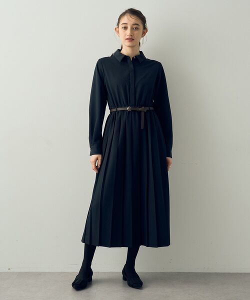 YECCA VECCA(イェッカヴェッカ)の「ベルト付きプリーツワンピース(ワンピース・レディース・パープル/ネイビー/ベージュ・FREE)」の22枚目の写真