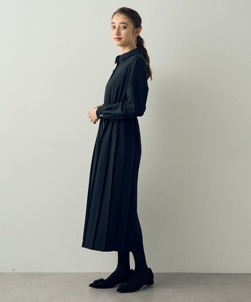 YECCA VECCA(イェッカヴェッカ)の「ベルト付きプリーツワンピース(ワンピース・レディース・パープル/ネイビー/ベージュ・FREE)」の19枚目の写真