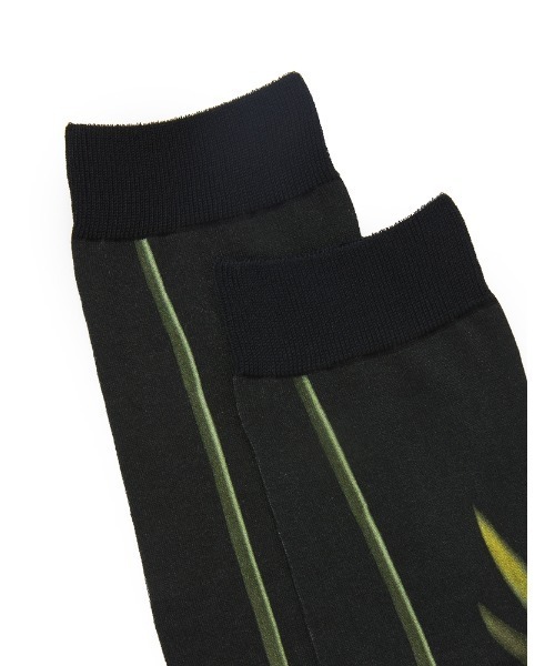 JNBY(ジェーエヌビーワイ)の「Abstract Floral Stretch Cotton-blend Socks / ソックス(ソックス/靴下・レディース・パープル/ブラック・ONE SIZE)」の7枚目の写真