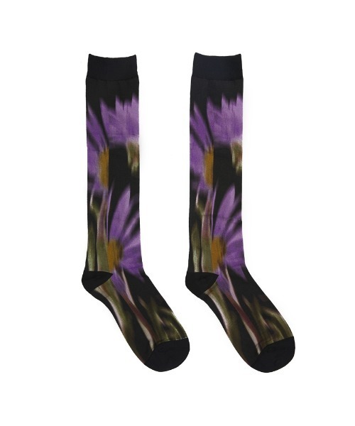 JNBY(ジェーエヌビーワイ)の「Abstract Floral Stretch Cotton-blend Socks / ソックス(ソックス/靴下・レディース・パープル/ブラック・ONE SIZE)」の11枚目の写真