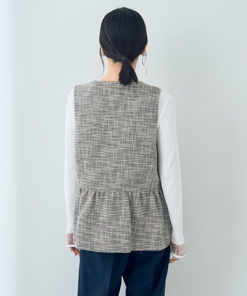 YECCA VECCA（イェッカヴェッカ）の「ツイードペプラムジレ（その他アウター・レディース・オフホワイト/ブラック・FREE）」の18枚目の写真