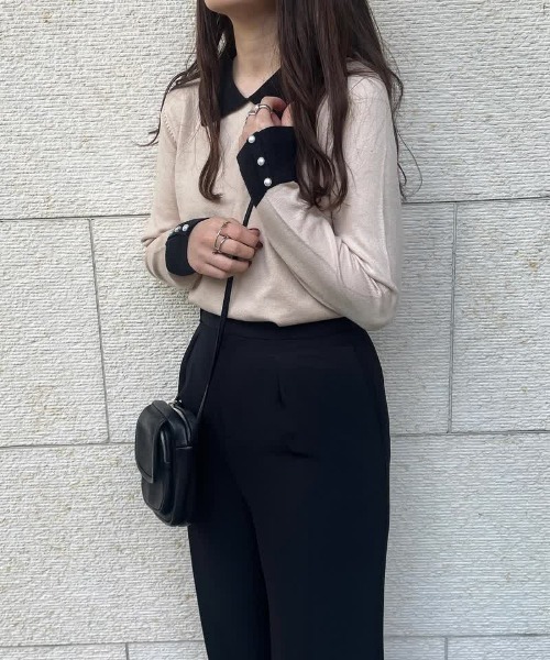 aquagarage（アクアガレージ）の「ポイントパール襟付きニット（ニット/セーター・レディース・ネイビー/ベージュ/ブラック・L/M）」の4枚目の写真