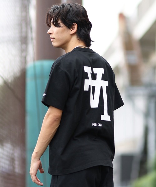 NEW ERA(ニューエラ)の「NEW ERA/ニューエラ 半袖Tシャツ バックプリント 14410095/14410096(Tシャツ/カットソー・メンズ・ブラック/ホワイト・M/L/XL/XXL)」の14枚目の写真